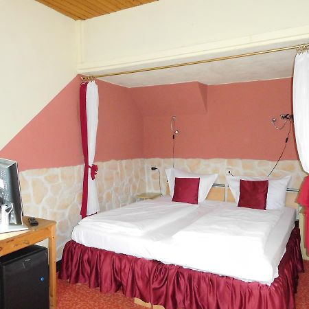 Hotel Kranenturm 바하라흐 외부 사진