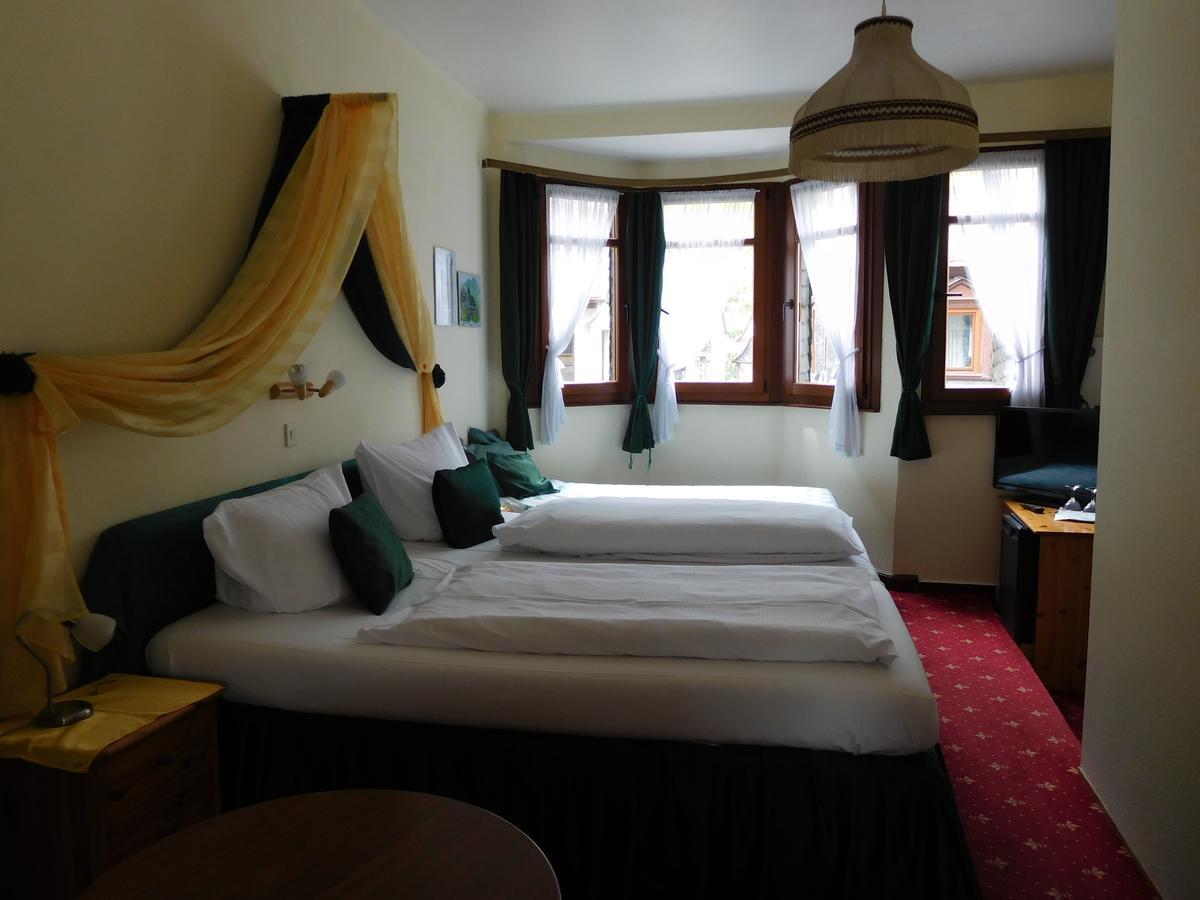 Hotel Kranenturm 바하라흐 외부 사진
